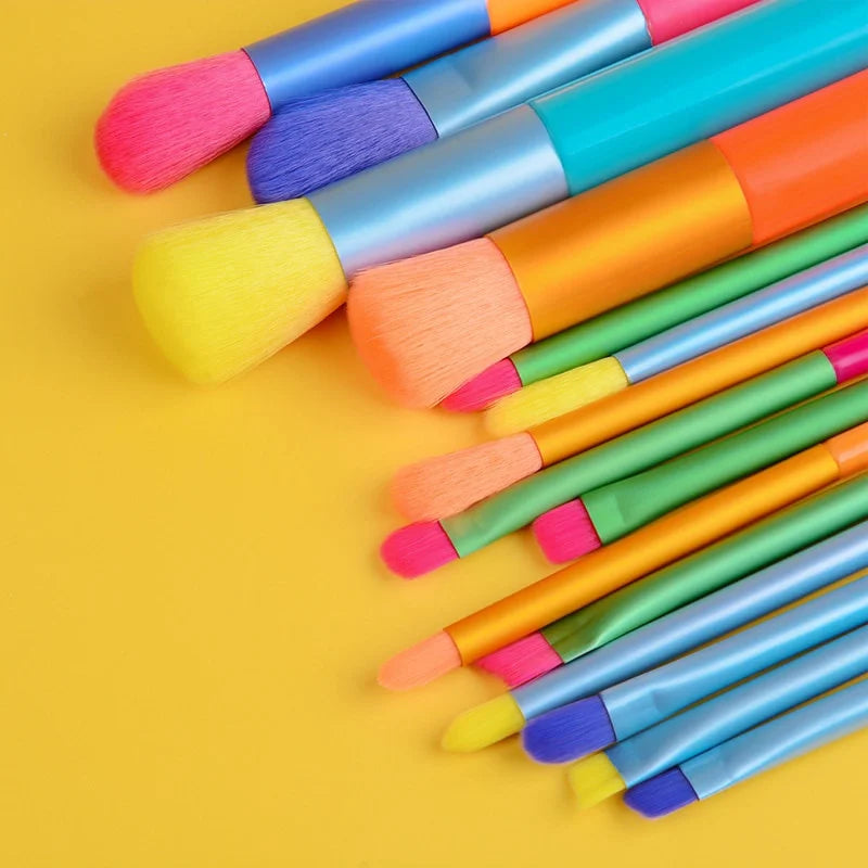 15pcs Makeup Brush Set – Colourful