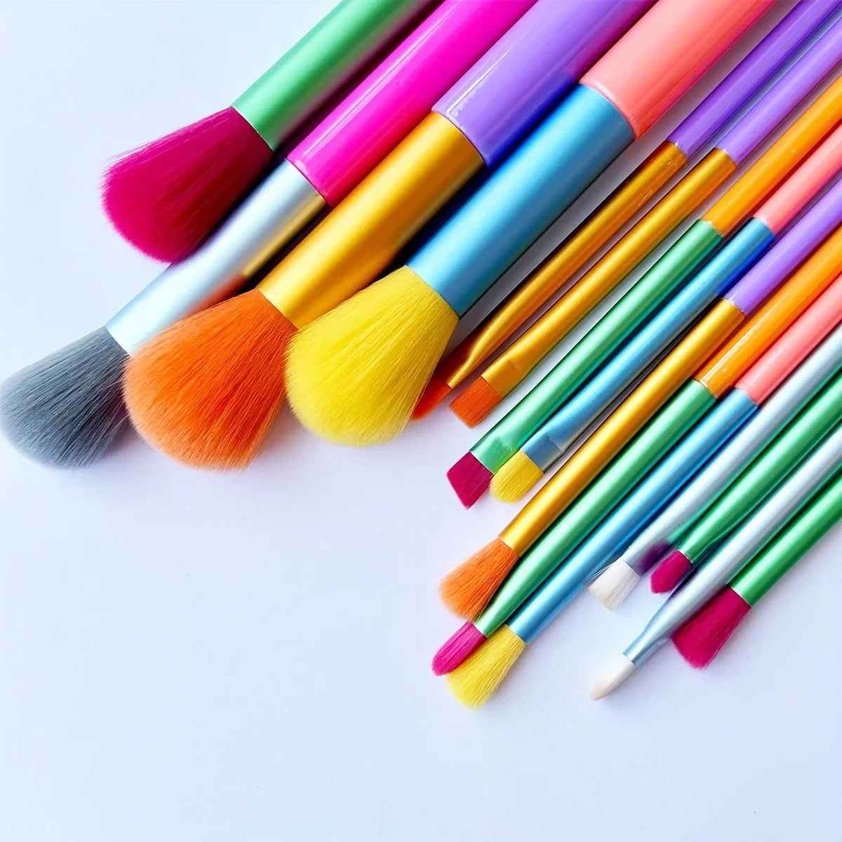 15pcs Makeup Brush Set – Colourful