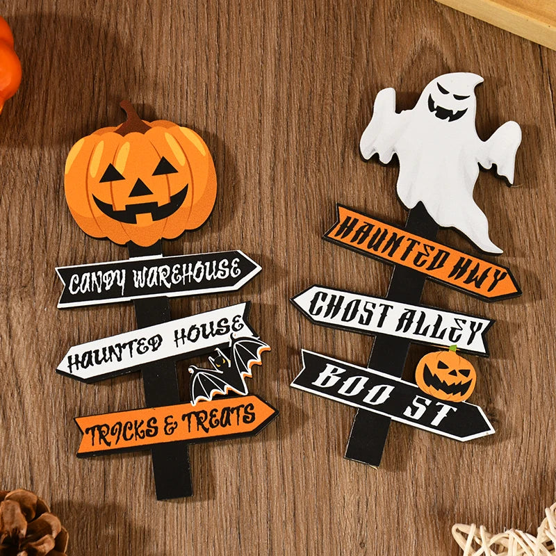 Halloween Wooden Signpost Decoration