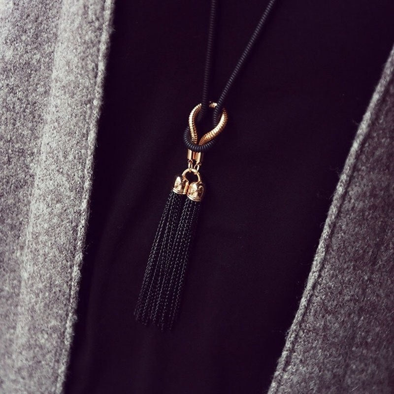 Women’s Tassel Pendant Long Necklace